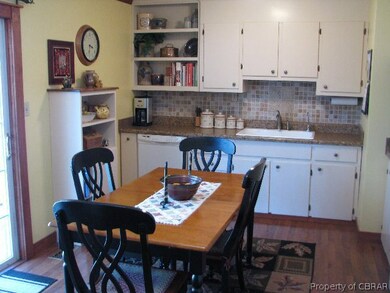 Spacious Kitchen