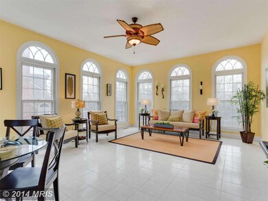 1146 Round Pebble Ln, Reston, VA 20194 - photo 7