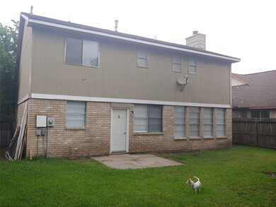 8027 Log Hollow Dr, Houston, TX 77040 - photo 4