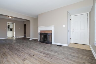 813 Wiltshire Rd, Columbus, OH 43204 - photo 7