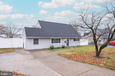 26 Queen Lily Rd, Levittown, PA 19057 - photo 4