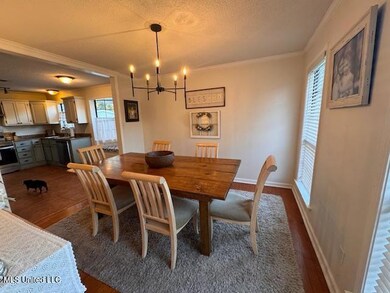 1309 Pascagoula St, Pascagoula, MS 39567 - photo 7