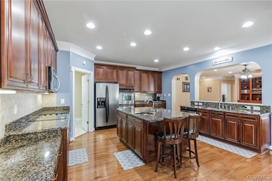 Spacious island, pass-through to Family Room for easy entertaining