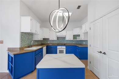 604 E Beech St, Pharr, TX 78577 - photo 6