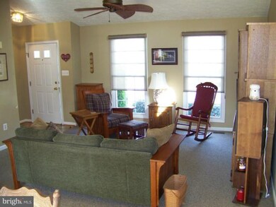 6226 Derby Dr, Frederick, MD 21703 - photo 4