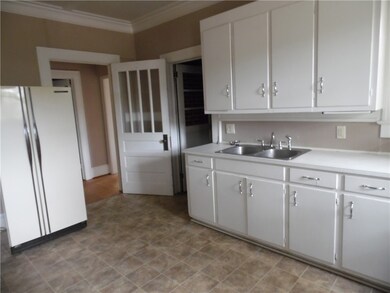 102 W Mauldin St, Walhalla, SC 29691 - photo 5