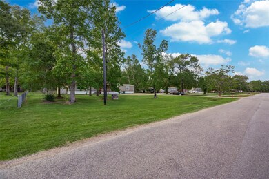278 R-440, Dayton, TX 77535 - photo 2