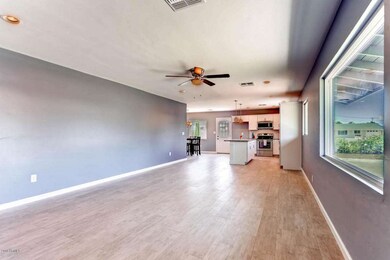 2045 E Flower St Phoenix AZ-large-003-2-