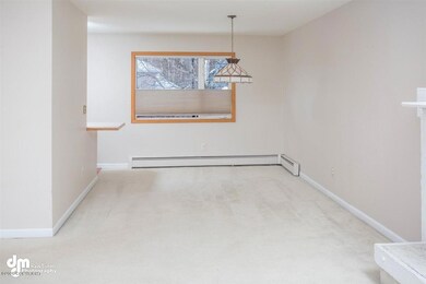 03-Living Room_DMD_7533