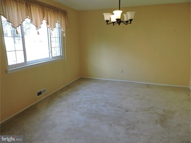 205 Rabbit Run Rd, Cherry Hill, NJ 08003 - photo 2