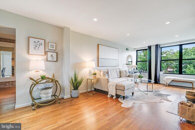 1848 Wyoming Ave NW unit 402, Washington, DC 20009 - photo 6