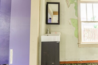 30 N Sumac Ave, Waukegan, IL 60085 - photo 7