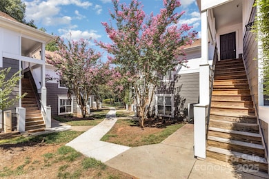 765 Southwest Dr unit 15, Davidson, NC 28036 - photo 4