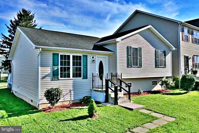 210 N Fairfax Blvd, Ranson, WV 25438 - photo 4