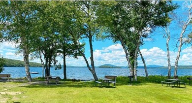 Picnic Tables & Grills