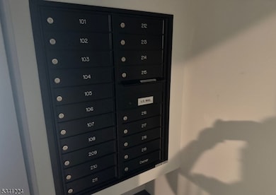 214 E Grove St unit 103, Westfield, NJ 07090 - photo 6