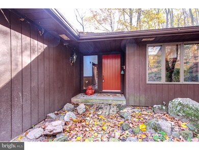 841 Scholl Rd, Pottstown, PA 19465 - photo 3