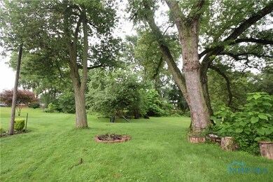 2115 Mellwood Ct, Toledo, OH 43613 - photo 3