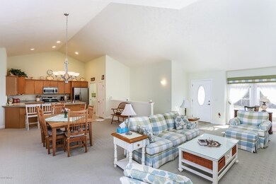 003-photo-living-room-6892765