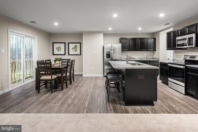 231 Green Ridge Ln, Glen Burnie, MD 21060 - photo 3