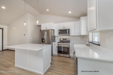 6 Kitchen Payette Shed 3 Car 11865 Stock