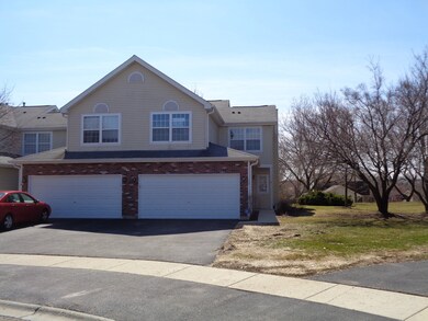 12 Steven Ct, Algonquin, IL 60102 - photo 5