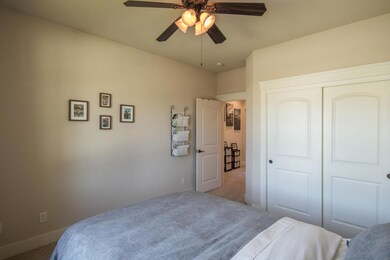 bed2.jpg