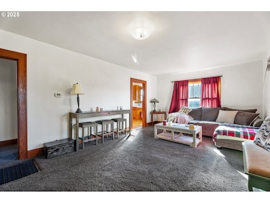 260 N 4th St, Saint Helens, OR 97051 - photo 7