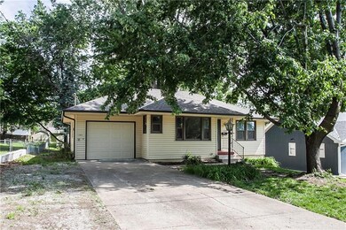 1203 NW B St, Blue Springs, MO 64015 - photo 2