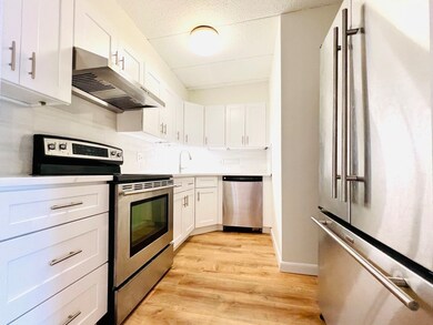 Totten Pond Village unit 46A, Waltham, MA 02451 - photo 3