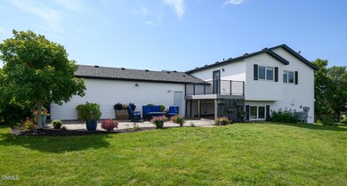 7516_Beacon_Loop_Bismarck_exterior-11