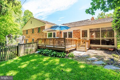 7404 Lanham Rd, Falls Church, VA 22043 - photo 4