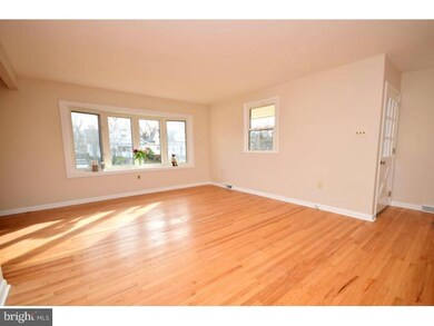 220 W Franklin Ave, Collingswood, NJ 08108 - photo 7