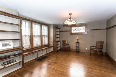 83 E Weber DR