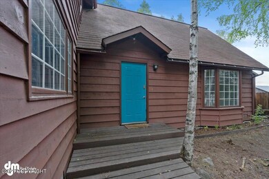 04-front exterior_kc_00357