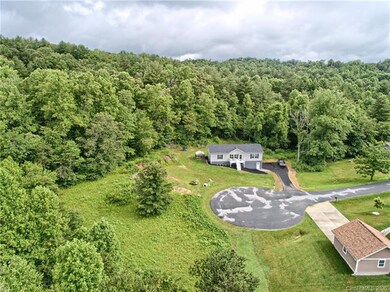 240 Hidden Knoll Dr unit 49, Hendersonville, NC 28792 - photo 4