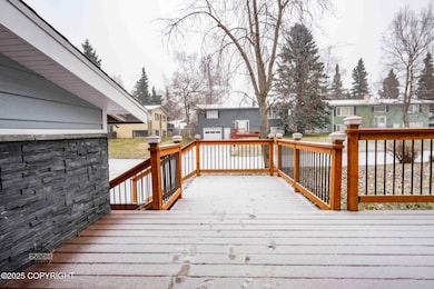 16-web-or-mls-12900 Troy St-16