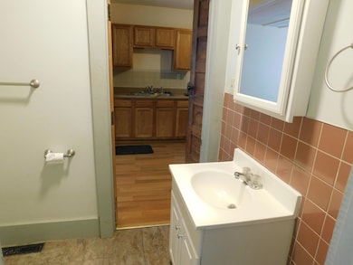 802 Collins Ave, Marysville, OH 43040 - photo 6