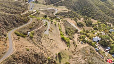 12324 Yerba Buena Rd, Malibu, CA 90265 - photo 2