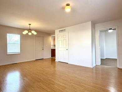 3118 37th St unit B, Lubbock, TX 79413 - photo 5