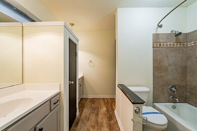 382 Windsor Square, Alvin, TX 77511 - photo 6