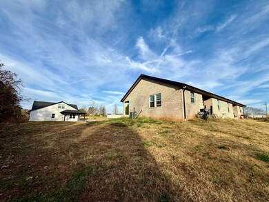 103 Guy Cothran Rd, Inman, SC 29349 - photo 5