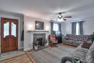 518 Oak St, Manchester, TN 37355 - photo 2