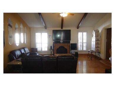 10817 John Schlee Ct, El Paso, TX 79935 - photo 5