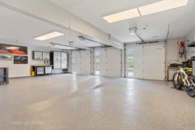 1381 Shagbark Dr, Des Plaines, IL 60018 - photo 7