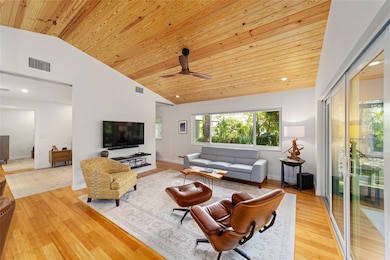 10894 SW 185th Terrace, Dunnellon, FL 34432 - photo 6