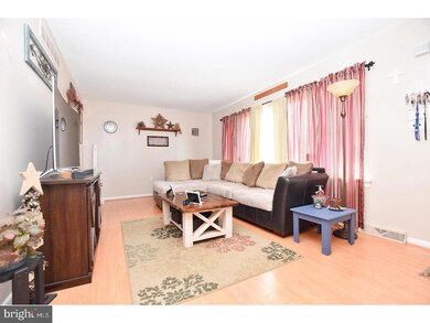 253 Vanneman Blvd, Paulsboro, NJ 08066 - photo 4