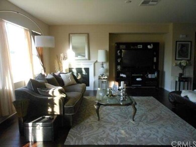 Open Spacious Family Room Includes A Large Niche &
