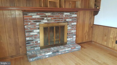 636 Cedar Ln, Morton, PA 19070 - photo 4