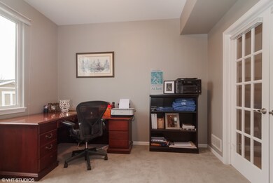 1631 S Hampton Dr, Aurora, IL 60506 - photo 7